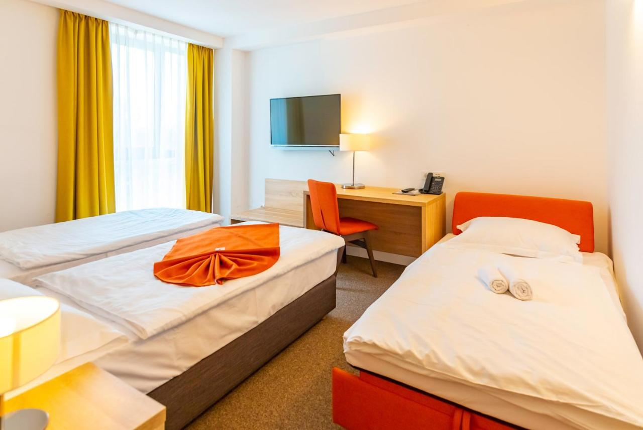 Hotel Park Superior 3* Cakovec Luaran gambar