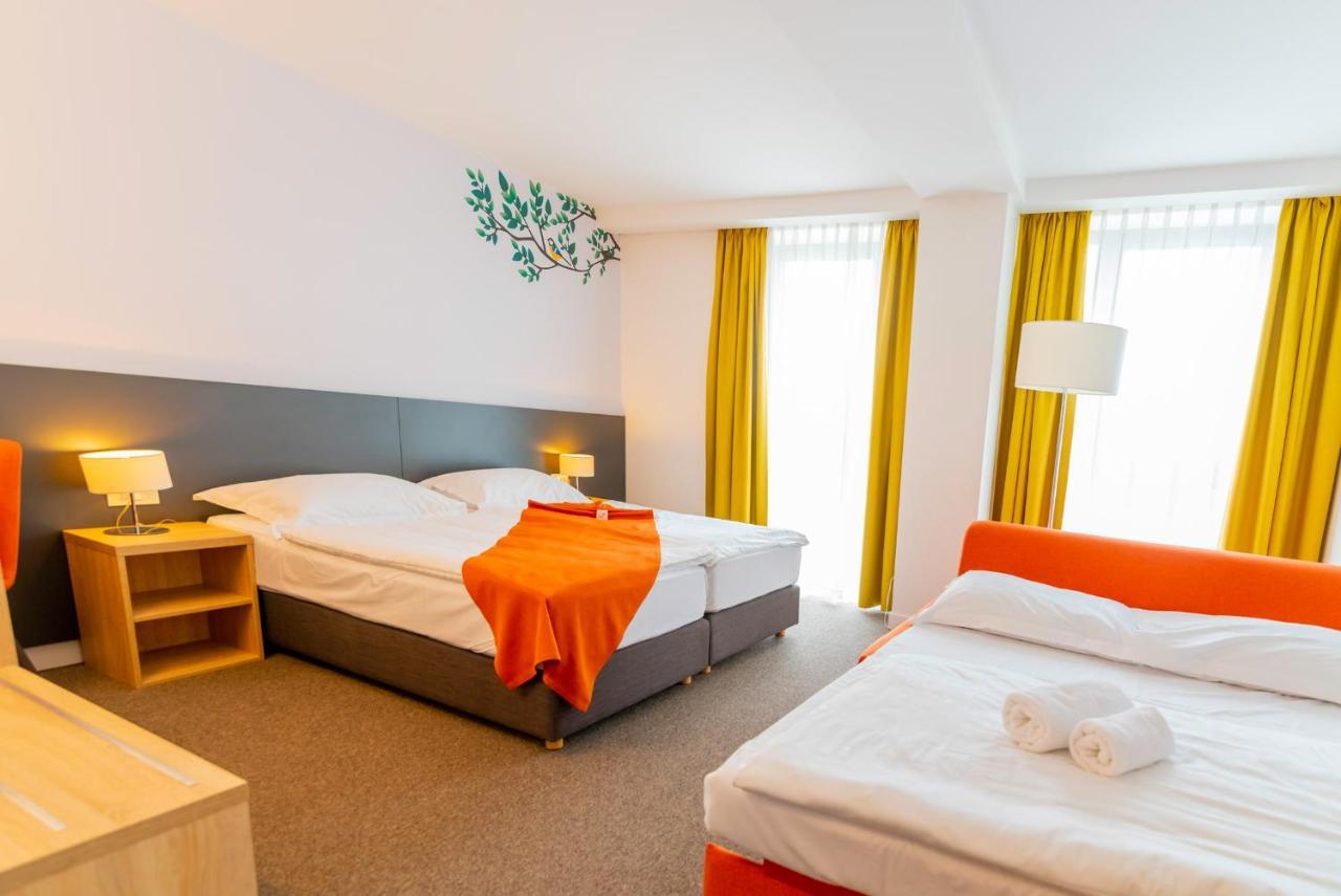 Hotel Park Superior 3* Cakovec Luaran gambar