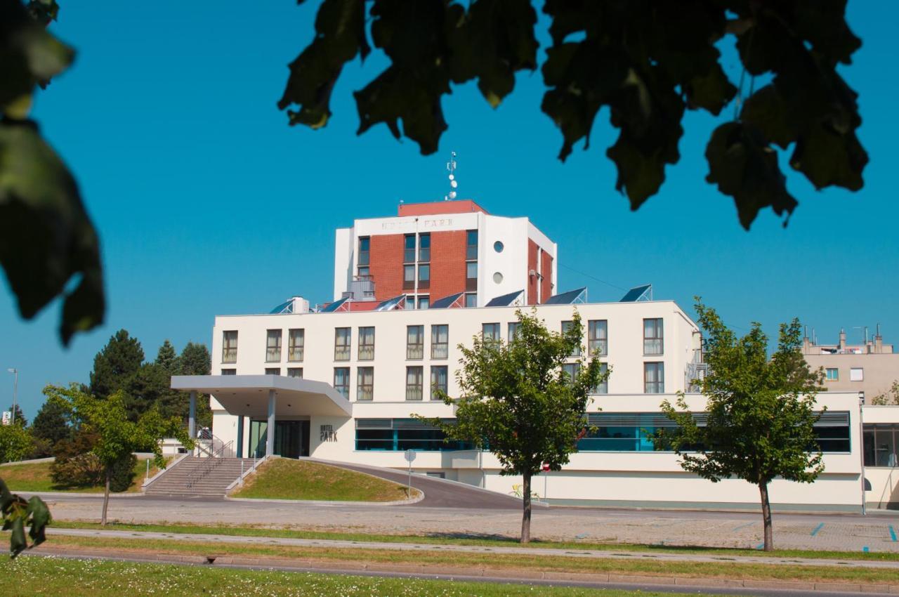 Hotel Park Superior 3* Cakovec Luaran gambar